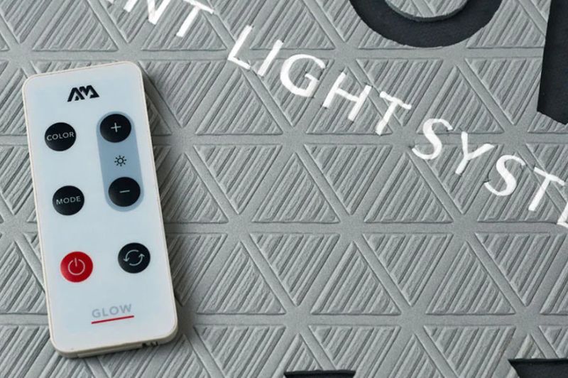 aqua marina glow svitici system paddleboardy.cz
